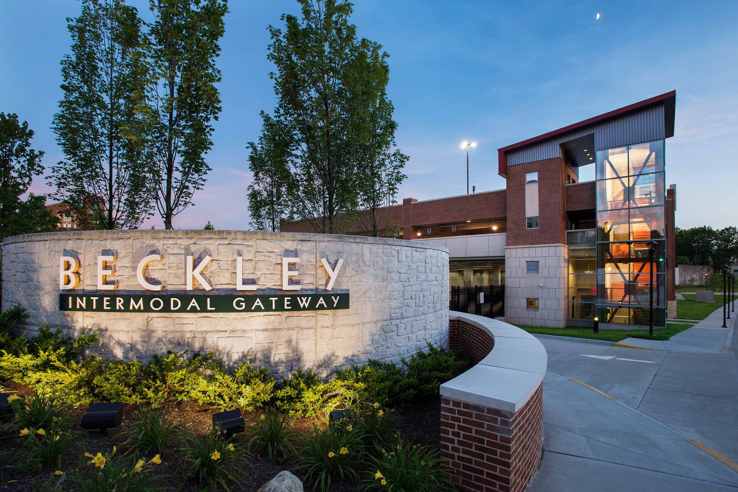 BeckleyIntermodalGateway_Sign